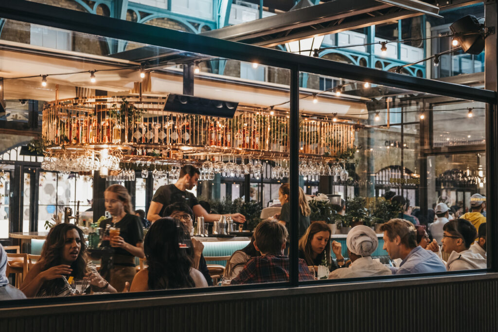 crowded restaurant